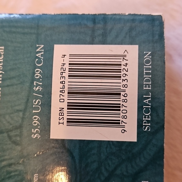 Special Edition Peter and the Starcatchers. Disney Editions book - Picture 10 of 10